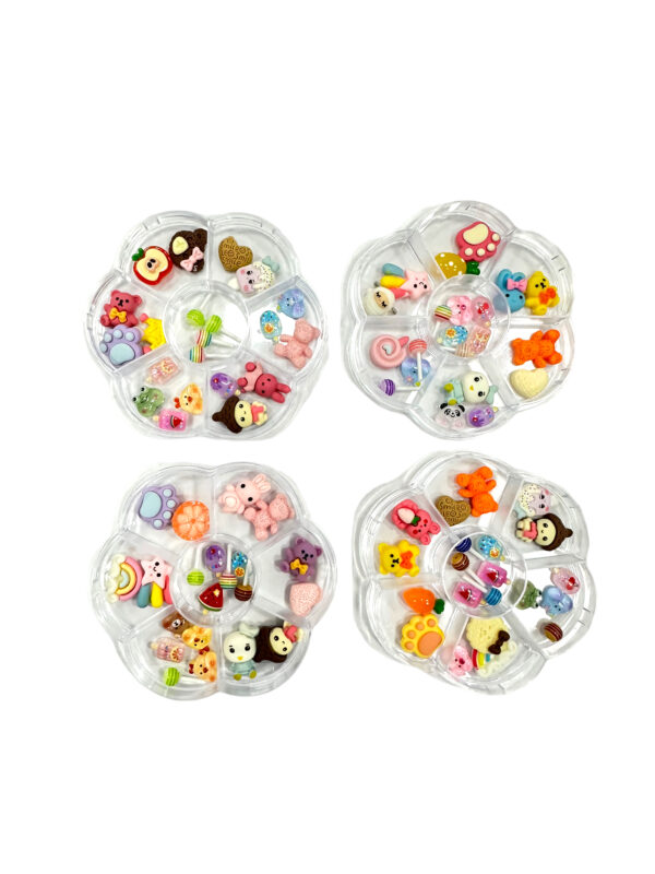 Aplicacion uñas muñecos